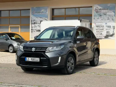 Gebraucht Suzuki Vitara Comfort+ 135 PS (99 kW) 2025 Grau SUV