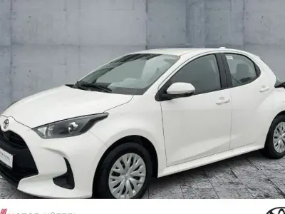 Ny Toyota Yaris Hybrid Comfort 116 HK (85 kW) 2025 Hvid Hatchback