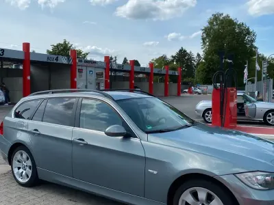 Gebraucht BMW 325 218 PS (160 kW) 2008 Silber Kombi