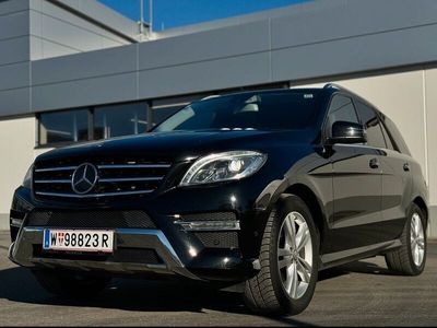 Gebraucht Mercedes ML350 258 PS (189 kW) 2013 Schwarz SUV