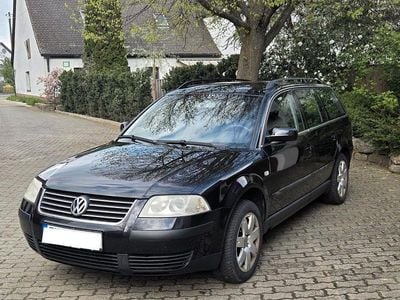 Gebraucht VW Passat Comfortline 131 PS (96 kW) 2002 Schwarz Kombi