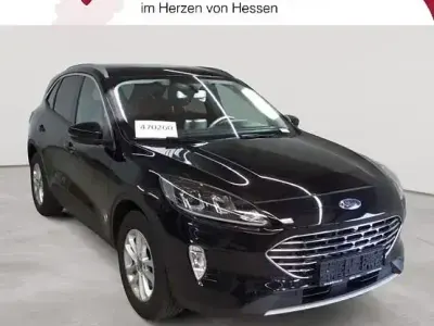 Gebraucht Ford Kuga Titanium 120 PS (88 kW) 2023 Agate black metallic SUV