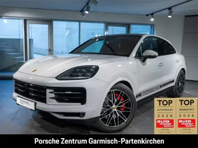 Gebraucht Porsche Cayenne S E-Hybrid Coupe 519 PS (381 kW) 2024 Grau SUV