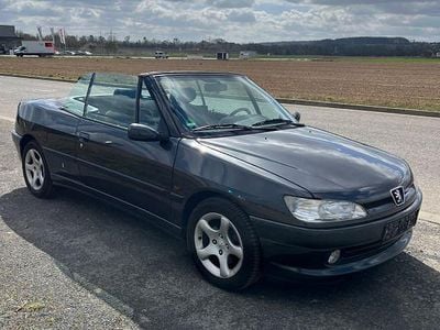 Gebraucht Peugeot 306 Cabriolet 132 PS (97 kW) 1998 Schwarz Cabrio