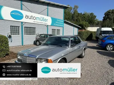 Gebraucht Mercedes 230 109 PS (80 kW) 1978