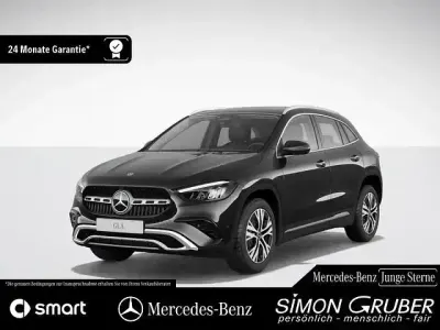 Gebraucht Mercedes GLA200 Progressive 163 PS (119 kW) 2025 Schwarz SUV