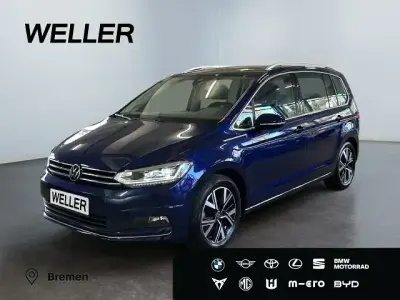 Gebraucht VW Touran Highline 150 PS (110 kW) 2022 Blau Van / Kleinbus
