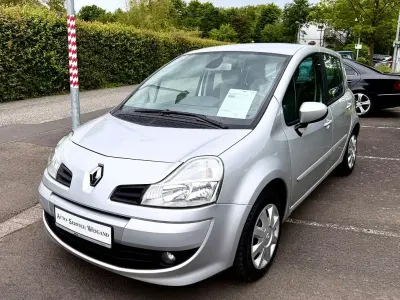 Gebraucht Renault Modus Dynamique 75 PS (55 kW) 2008 Silber Van / Kleinbus