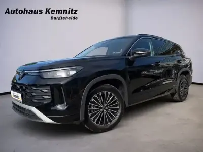 Gebraucht VW Tayron Life 150 PS (110 kW) 2025 Schwarz SUV