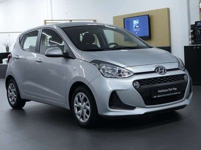 gebraucht Hyundai i10 Trend Neuwagenzustand/4 Season !