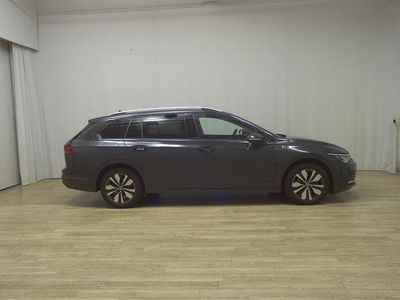Grau Gebraucht 2024 VW Golf VIII Move | 20.380 € (Superpreis)