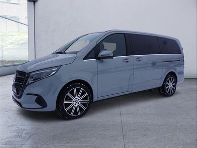 Gebraucht Mercedes V300 Avantgarde 237 PS (174 kW) 2024 Grau Van / Kleinbus