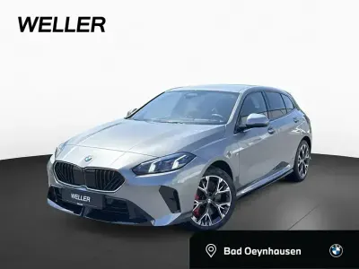 Gebraucht BMW 120 M Sport 156 PS (114 kW) 2025 Skyscraper grau (grau) Kleinwagen