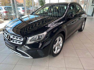 Gebraucht Mercedes GLA200 Urban 156 PS (114 kW) 2017 Schwarz SUV
