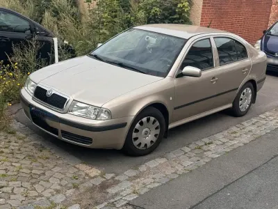 Gebraucht Skoda Octavia 75 PS (55 kW) 2005 Gold Kleinwagen