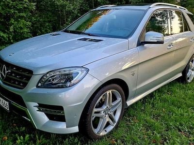 Silber Gebraucht 2012 Mercedes ML350 AMG SUV | 22.999 € (Guter Preis)