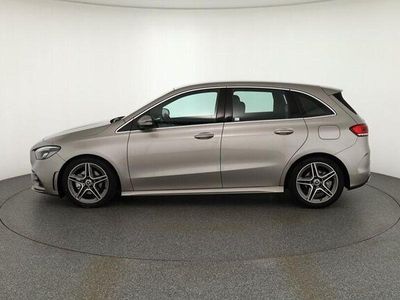 Usata Mercedes B180 AMG line 136 CV (100 kW) 2019 Argento Monovolume