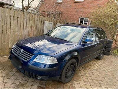 Gebraucht VW Passat 131 PS (96 kW) 2004 Blau Kombi