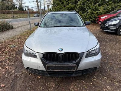 Second-hand BMW 525 Sport Line 177 CP (130 kW) 2005 Argintiu Break