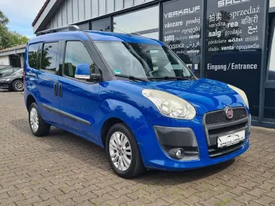 Gebraucht Fiat Doblò 105 PS (77 kW) 2013 Blu line Van / Kleinbus