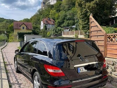 Gebraucht Mercedes R350 270 PS (198 kW) 2011 Schwarz Van / Kleinbus