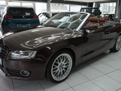 Używany Audi A5 Cabriolet Sport 211 KM (155 kW) 2010 Brązowy Kabriolet