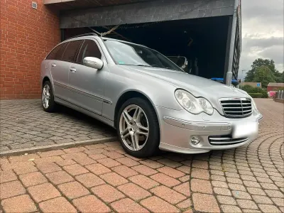 Gebraucht Mercedes C280 231 PS (169 kW) 2005 Grau Kombi