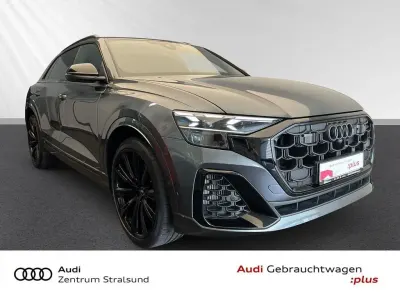 Gebraucht Audi SQ8 Sport 507 PS (372 kW) 2024 Daytonagrau perleffekt SUV
