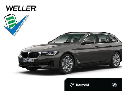 Sophistograu (grau) Gebraucht 2022 BMW 530e Shadowline Kombi | 39.990 € (Fairer Preis)
