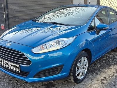Gebraucht Ford Fiesta Trend 65 PS (47 kW) 2015 Blau Limousine