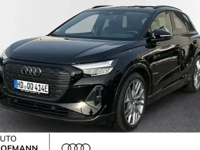 Gebraucht Audi Q4 e-tron Ambiente 210 kW (286 PS) 2025 Mythosschwarz metallic SUV