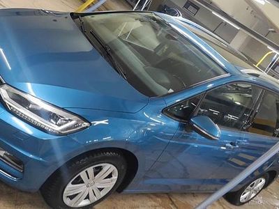 Używany VW Touran Sound 150 KM (110 kW) 2017 Niebieski Minivan