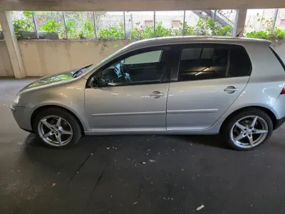Gebraucht VW Golf V Comfortline 105 PS (77 kW) 2007 Silber Limousine