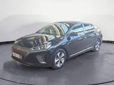 Gebraucht Hyundai Ioniq Premium 88 kW (120 PS) 2020 Schwarz Kleinwagen