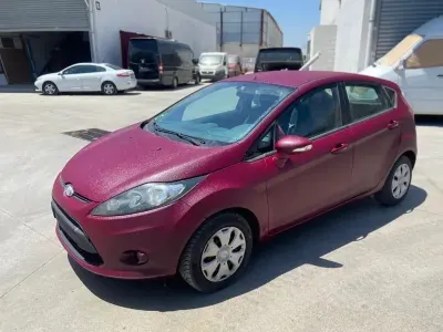 Gebraucht Ford Fiesta 68 PS (50 kW) 2010 Rot Kleinwagen
