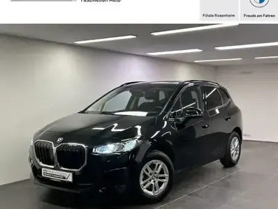 Gebraucht BMW 218 Active Tourer Efficient Dynamics 136 PS (100 kW) 2025 Saphirschwarz Van / Kleinbus