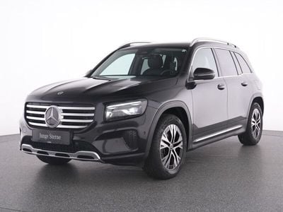 Mercedes GLB220