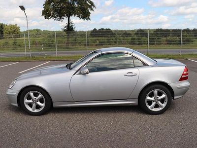 Gebraucht Mercedes SLK200 163 PS (119 kW) 2003 Silber Cabrio