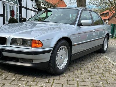 BMW 735