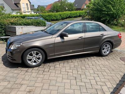 Mercedes E220