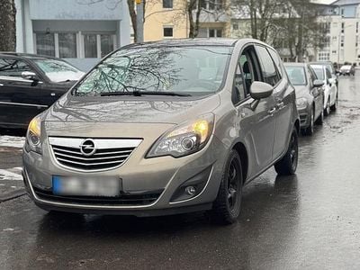 Usata Opel Meriva 100 CV (73 kW) 2012 Grigio Monovolume