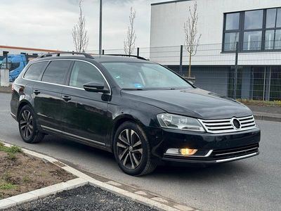 Gebraucht VW Passat 140 PS (102 kW) 2012 Schwarz Kombi