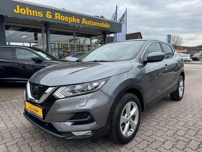 Gebraucht Nissan Qashqai Acenta 116 PS (85 kW) 2017 Grau SUV