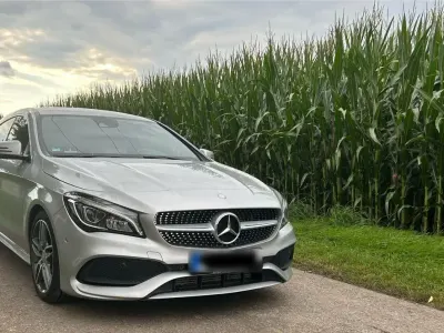 Gebraucht Mercedes CLA200 Shooting Brake AMG line 156 PS (114 kW) 2017 Silber Kombi