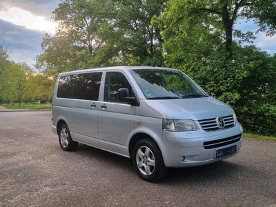 gebraucht VW Caravelle T5 2.5neu TÜV 8 Sitzer