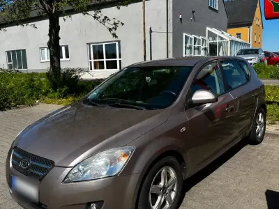Gebraucht Kia Ceed 90 PS (66 kW) 2007 Kleinwagen