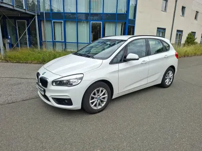 Gebraucht BMW 218 Active Tourer 150 PS (110 kW) 2015 Weiß Van / Kleinbus