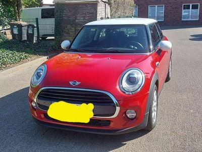 Gebraucht Mini Cooper Seven 136 PS (100 kW) 2017 Rot Kleinwagen