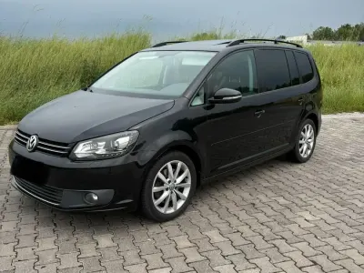 Gebraucht VW Touran 140 PS (102 kW) 2012 Schwarz Van / Kleinbus