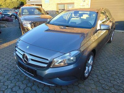 Usata Mercedes A180 Urban 109 CV (80 kW) 2015 Grigio Berlina